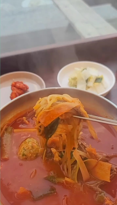 안녕하세요 어제는 불금으로 아산시 대표맛집 *본가은행나무집을 다녀왔습니다