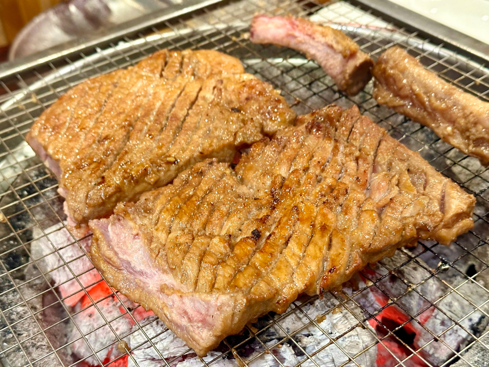아산 신정호 맛집 :: 돼지갈비와 밑반찬이 맛있는 남산 촌장골 :)