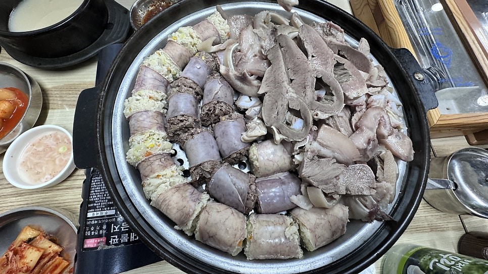 아산  현지인이 추천하는 순대맛집 감꽃마을토종순대